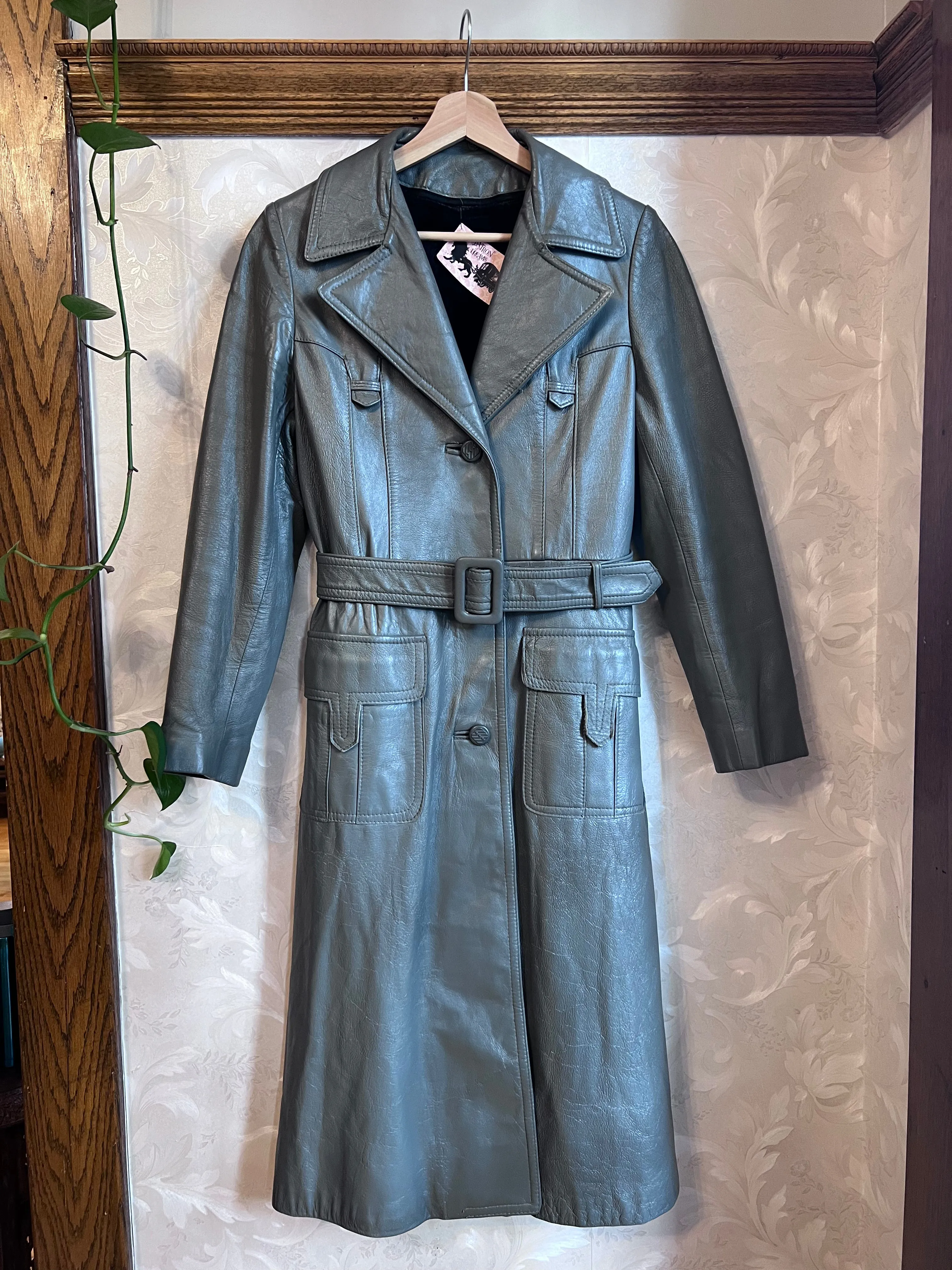 (RARE) Vintage 70's Grey Genuine Leather Coat (With removable, warm liner!)