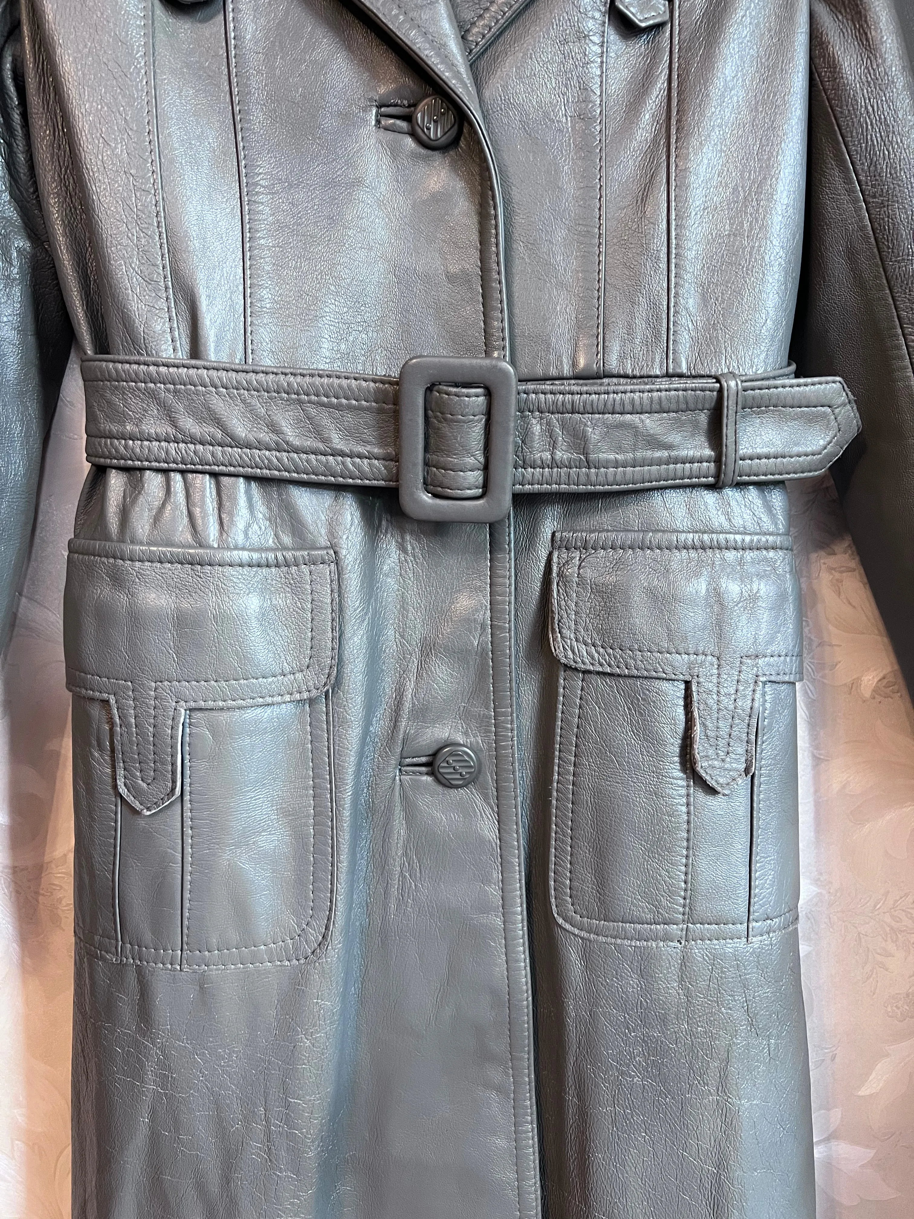 (RARE) Vintage 70's Grey Genuine Leather Coat (With removable, warm liner!)